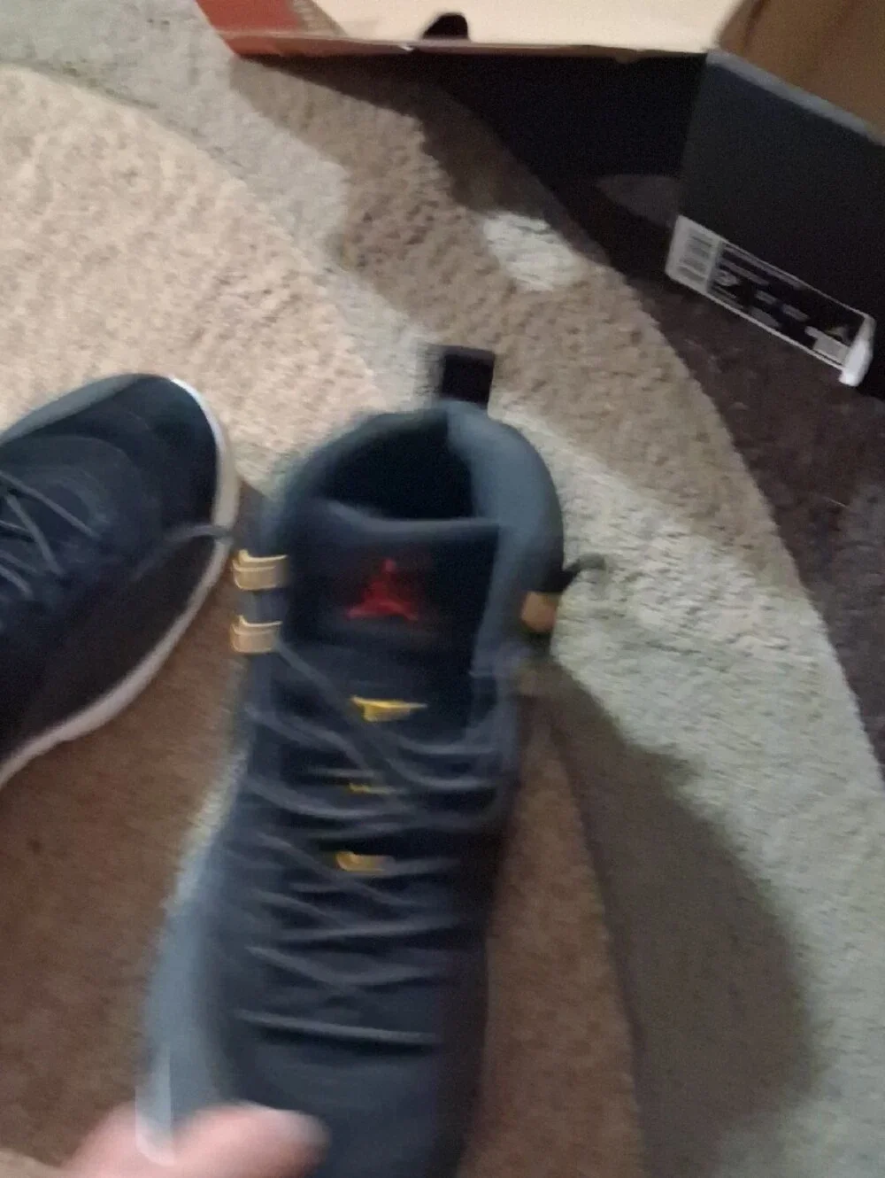 RETRO 12 Reverse TAXI size 9.5 Mens.